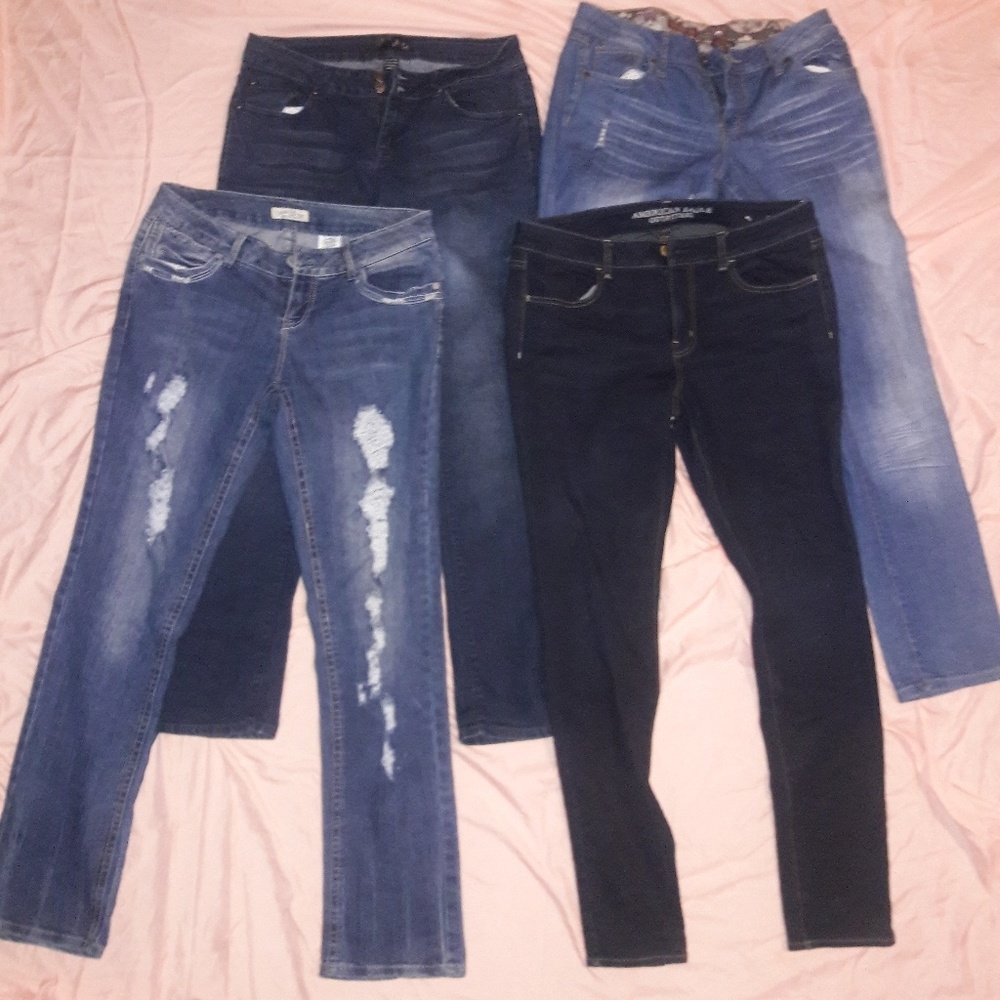 Jeans - Picture 3 of 7